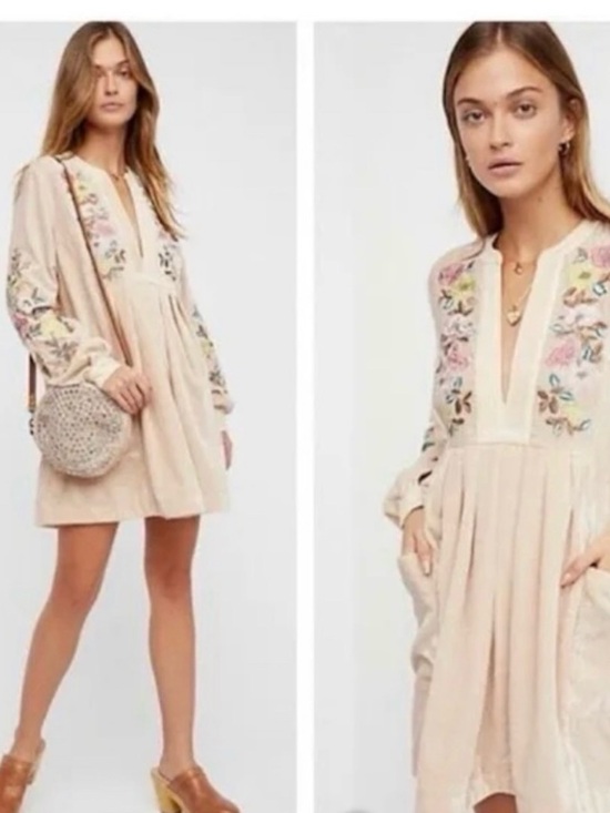 Free People Dresses & Skirts - Free People Blush Pink Velvet Tunic with Floral Embroidery